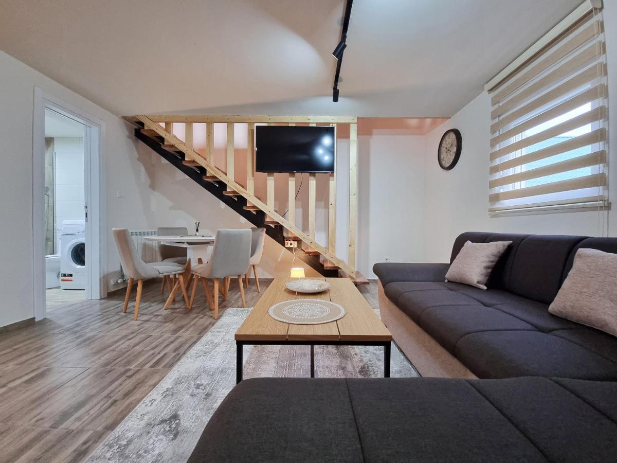 Apartmani Gala Zabljak Luaran gambar